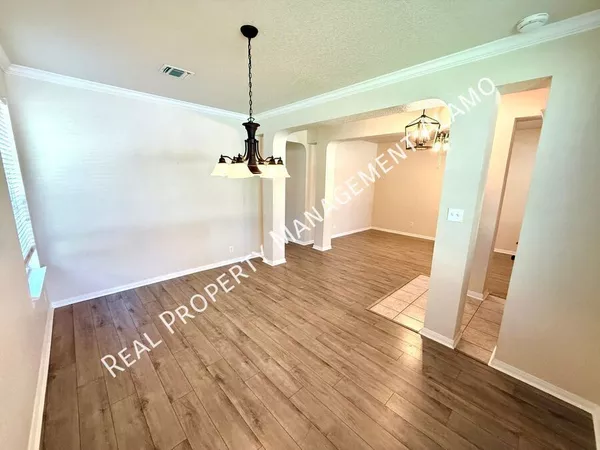 4 bedrooms apartment for rent in Northwest Side - West SATX, San Antonio