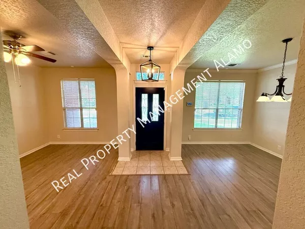 4 bedrooms apartment for rent in Northwest Side - West SATX, San Antonio
