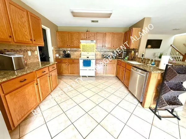 4 bedrooms apartment for rent in Far West Side - West SATX, San Antonio