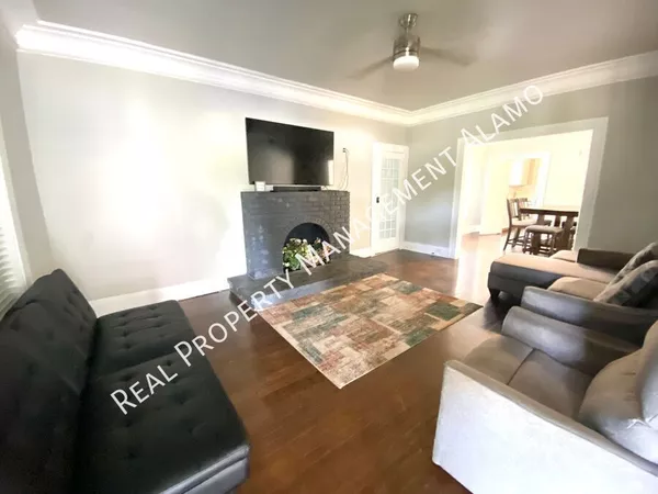 3 bedrooms apartment for rent in Highland Park SATX - East SATX, San Antonio