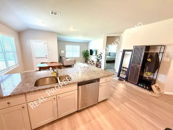 3 bedrooms apartment for rent in Far West Side - West SATX, San Antonio