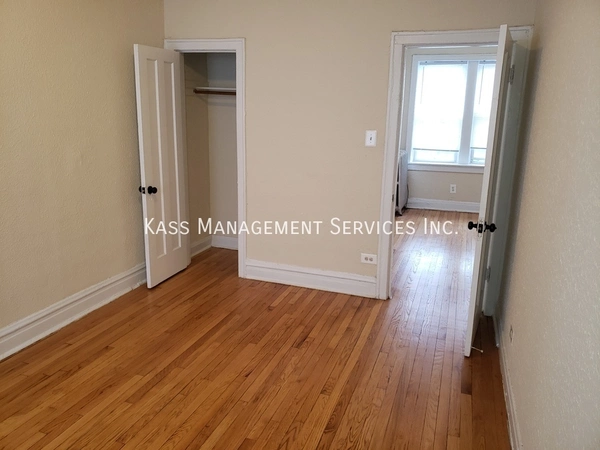 2 bedrooms apartment for rent in Logan Square - North Side, Chicago
