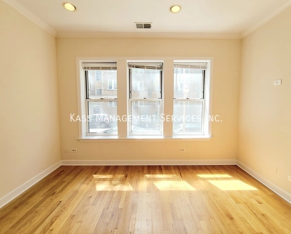 2 bedrooms apartment for rent in West Ridge - Far North Side, Chicago