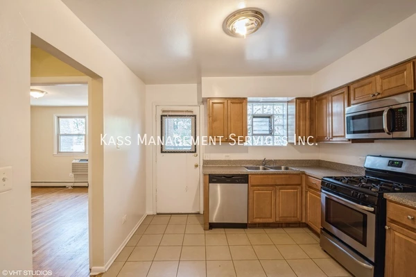 3 bedrooms apartment for rent in Rogers Park - Far North Side, Chicago