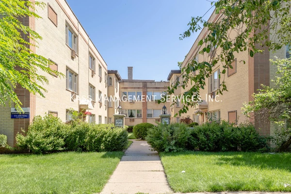 3 bedrooms apartment for rent in Rogers Park - Far North Side, Chicago