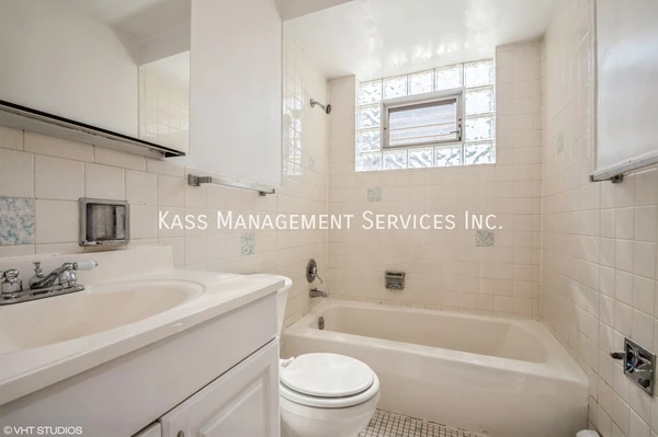 3 bedrooms apartment for rent in Rogers Park - Far North Side, Chicago