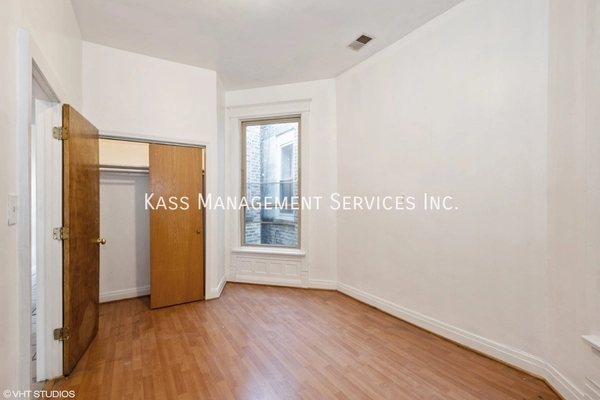 5 bedrooms apartment for rent in Douglas - South Side, Chicago