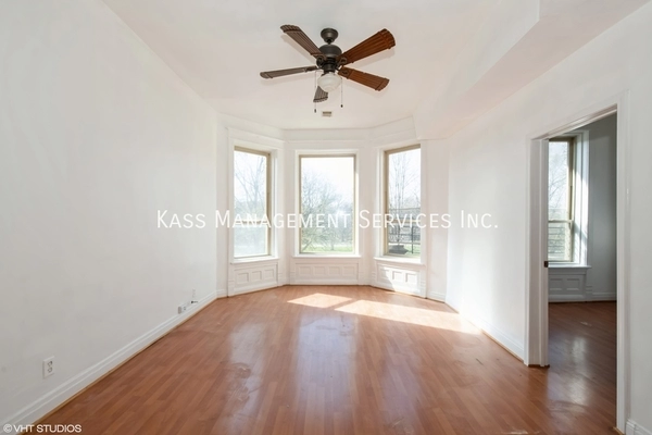 5 bedrooms apartment for rent in Douglas - South Side, Chicago