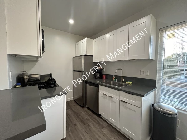 3 bedrooms apartment for rent in Sawtelle - Westside / South Bay, Los Angeles