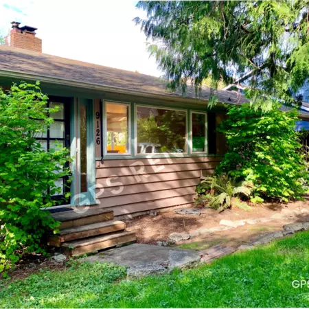 3 bedrooms apartment for rent in Matthews Beach - North Seattle, Seattle