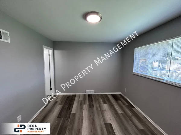 3 bedrooms apartment for rent in Northwoods - North County, Saint Louis