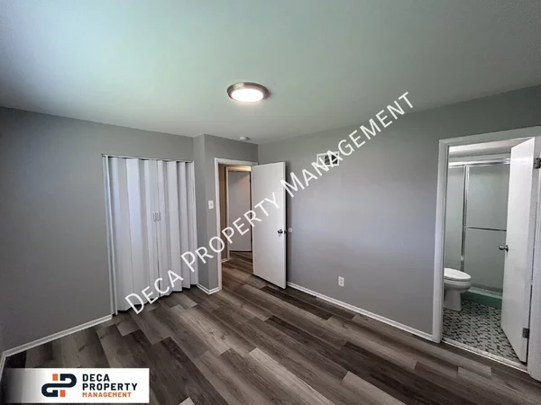 3 bedrooms apartment for rent in Northwoods - North County, Saint Louis