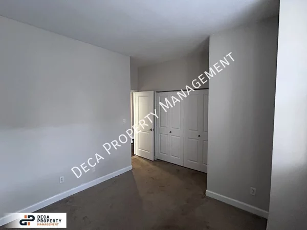 1 bedroom apartment for rent in DeBaliviere Place - West STL, Saint Louis