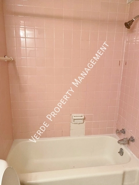 Studio Apartment for rent in Lyndale - Powderhorn, Minneapolis