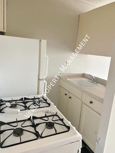 Studio Apartment for rent in Lyndale - Powderhorn, Minneapolis