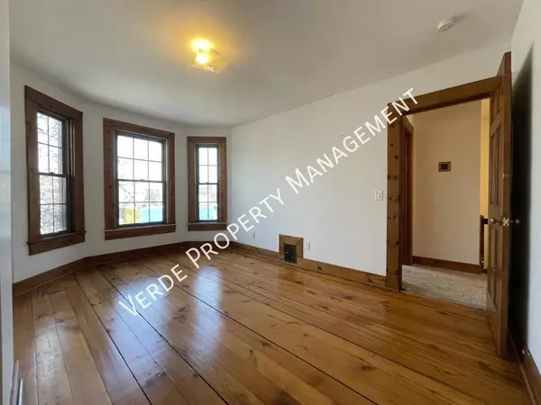 4 bedrooms apartment for rent in Lyndale - Powderhorn, Minneapolis