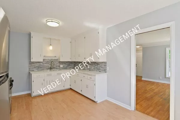 3 bedrooms apartment for rent in Armatage - Southwest, Minneapolis