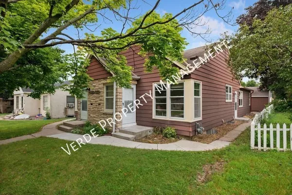 3 bedrooms apartment for rent in Armatage - Southwest, Minneapolis
