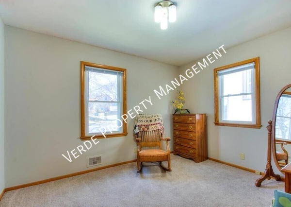 4 bedrooms apartment for rent in Willard-Hay - Near North, Minneapolis