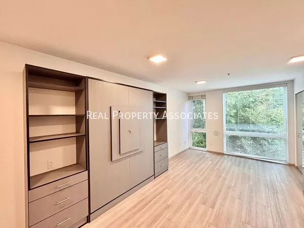 Studio Apartment for rent in Green Lake - North Seattle, Seattle