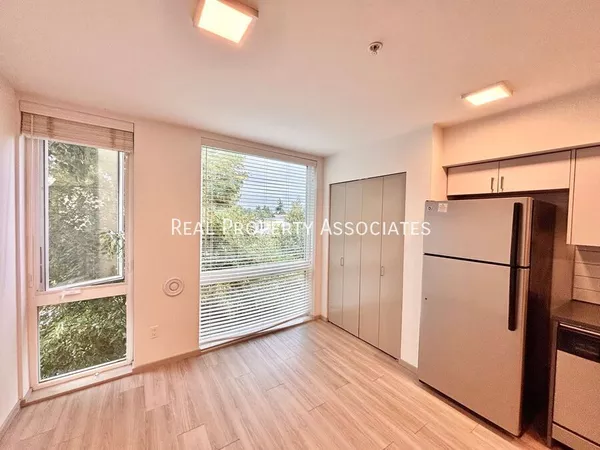 Studio Apartment for rent in Green Lake - North Seattle, Seattle