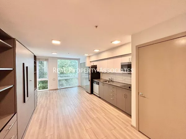 Studio Apartment for rent in Green Lake - North Seattle, Seattle