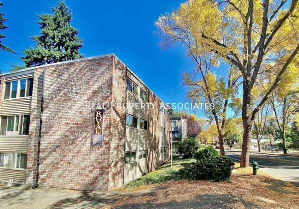 2 bedrooms apartment for rent in Pinehurst - North Seattle, Seattle