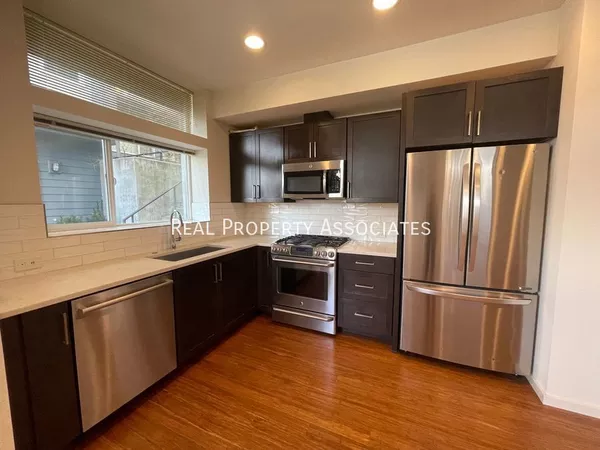 3 bedrooms apartment for rent in Interbay - Central Seattle, Seattle