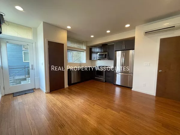 3 bedrooms apartment for rent in Interbay - Central Seattle, Seattle
