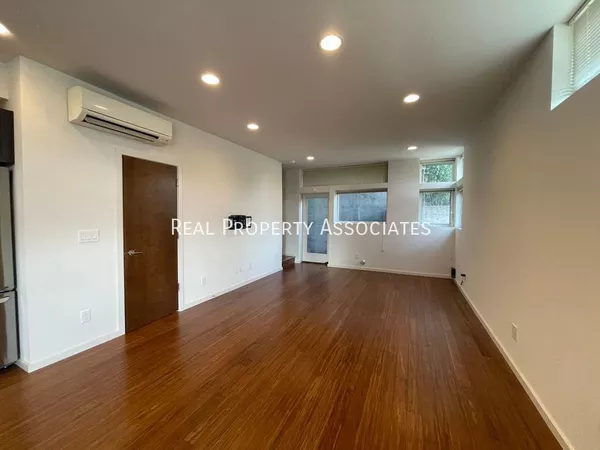 3 bedrooms apartment for rent in Interbay - Central Seattle, Seattle