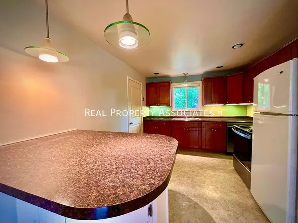3 bedrooms apartment for rent in Bitter Lake - North Seattle, Seattle