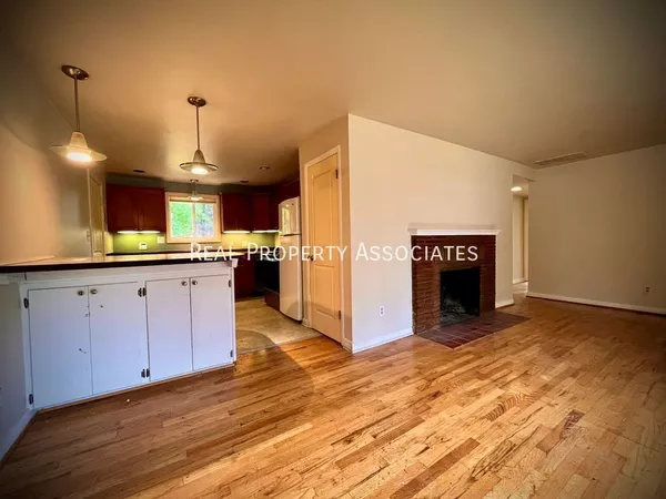 3 bedrooms apartment for rent in Bitter Lake - North Seattle, Seattle
