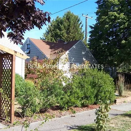 3 bedrooms apartment for rent in Phinney Ridge - North Seattle, Seattle