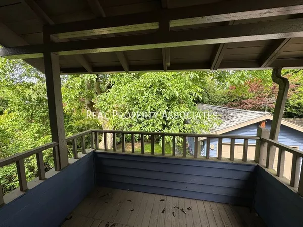 3 bedrooms apartment for rent in Laurelhurst - North Seattle, Seattle