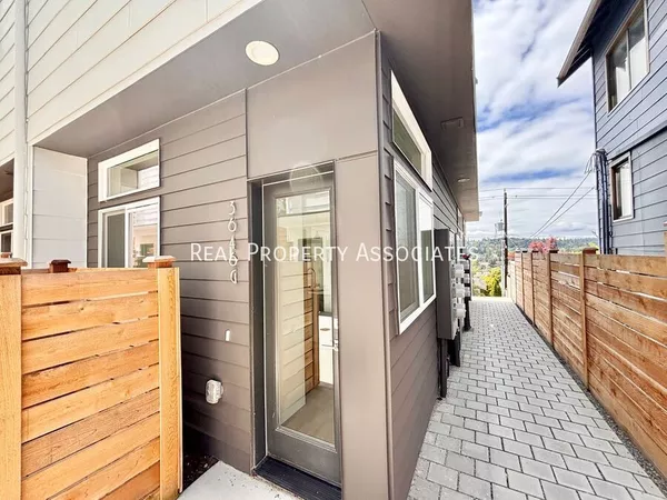 3 bedrooms apartment for rent in Interbay - Central Seattle, Seattle