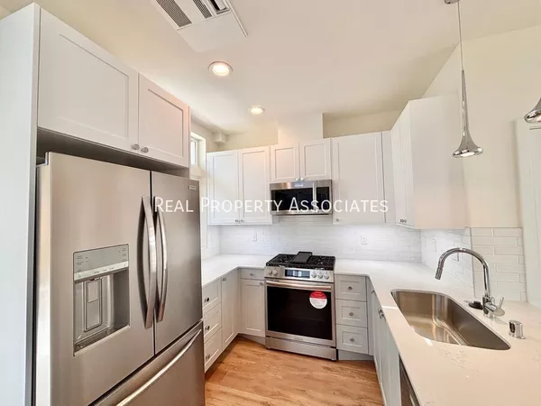 3 bedrooms apartment for rent in Interbay - Central Seattle, Seattle
