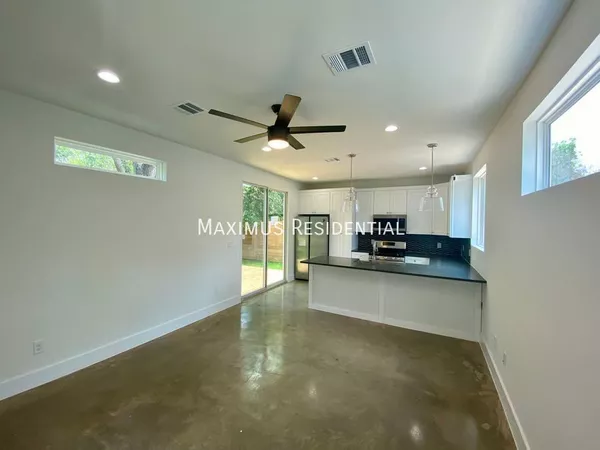 2 bedrooms apartment for rent in Windsor Park - East Austin, Austin