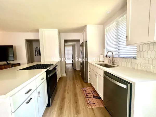3 bedrooms apartment for rent in Windsor Park - East Austin, Austin
