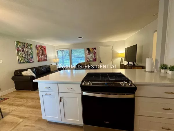 3 bedrooms apartment for rent in Windsor Park - East Austin, Austin