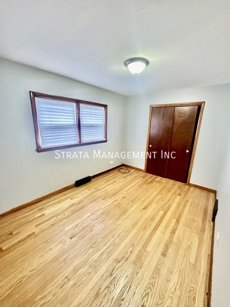 4 bedrooms apartment for rent in Washington Heights Chicago - Far Southwest Side, Chicago
