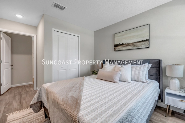2 bedrooms apartment for rent in Cedar Hills - Westside, Jacksonville