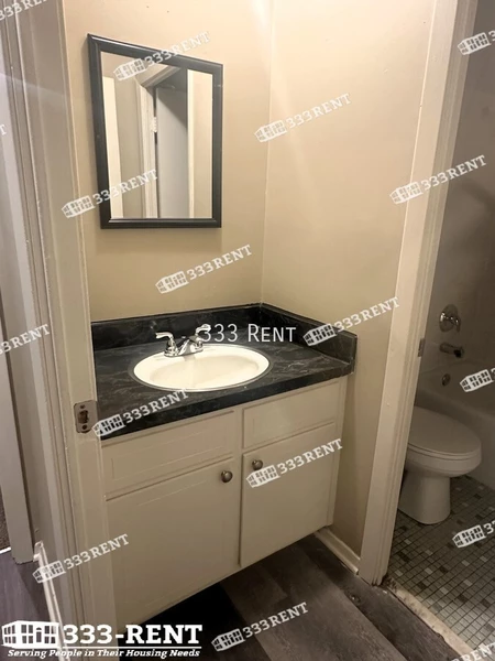 2 bedrooms apartment for rent in Midtown-Westport - KCMO, Kansas City