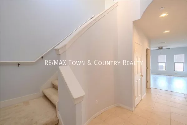 3 bedrooms apartment for rent in Vista East - East Orlando, Orlando