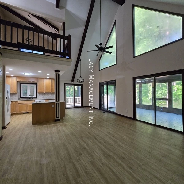 4 bedrooms apartment for rent in Stonehenge - North Raleigh, Raleigh