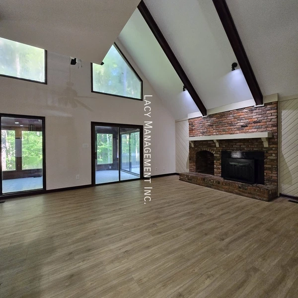 4 bedrooms apartment for rent in Stonehenge - North Raleigh, Raleigh