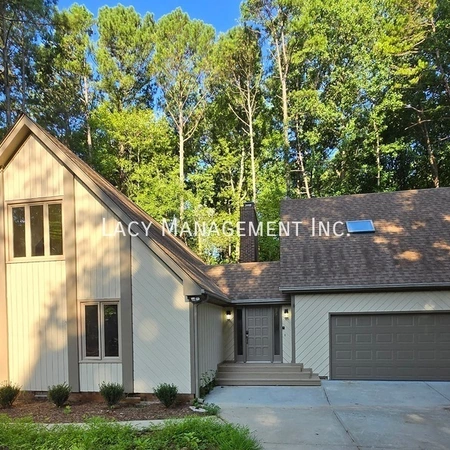 4 bedrooms apartment for rent in Stonehenge - North Raleigh, Raleigh
