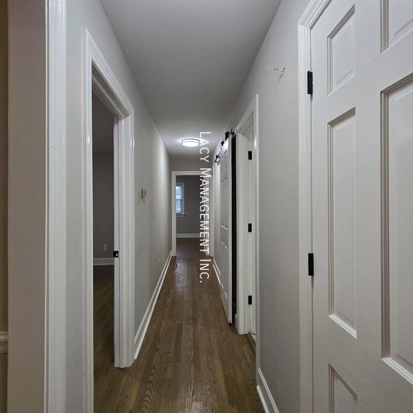 3 bedrooms apartment for rent in King Charles - South Raleigh, Raleigh