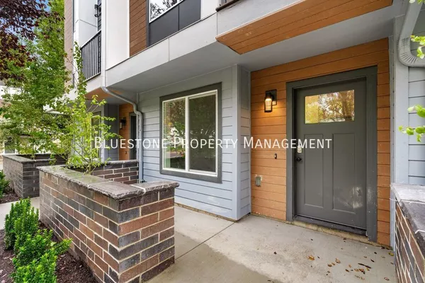2 bedrooms apartment for rent in Sellwood-Moreland - SE Portland, Portland