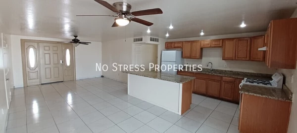 3 bedrooms apartment for rent in Maryvale - Phoenix, Phoenix