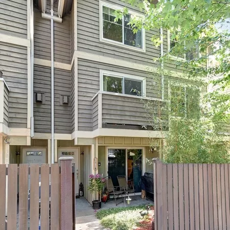 3 bedrooms apartment for rent in Bitter Lake - North Seattle, Seattle